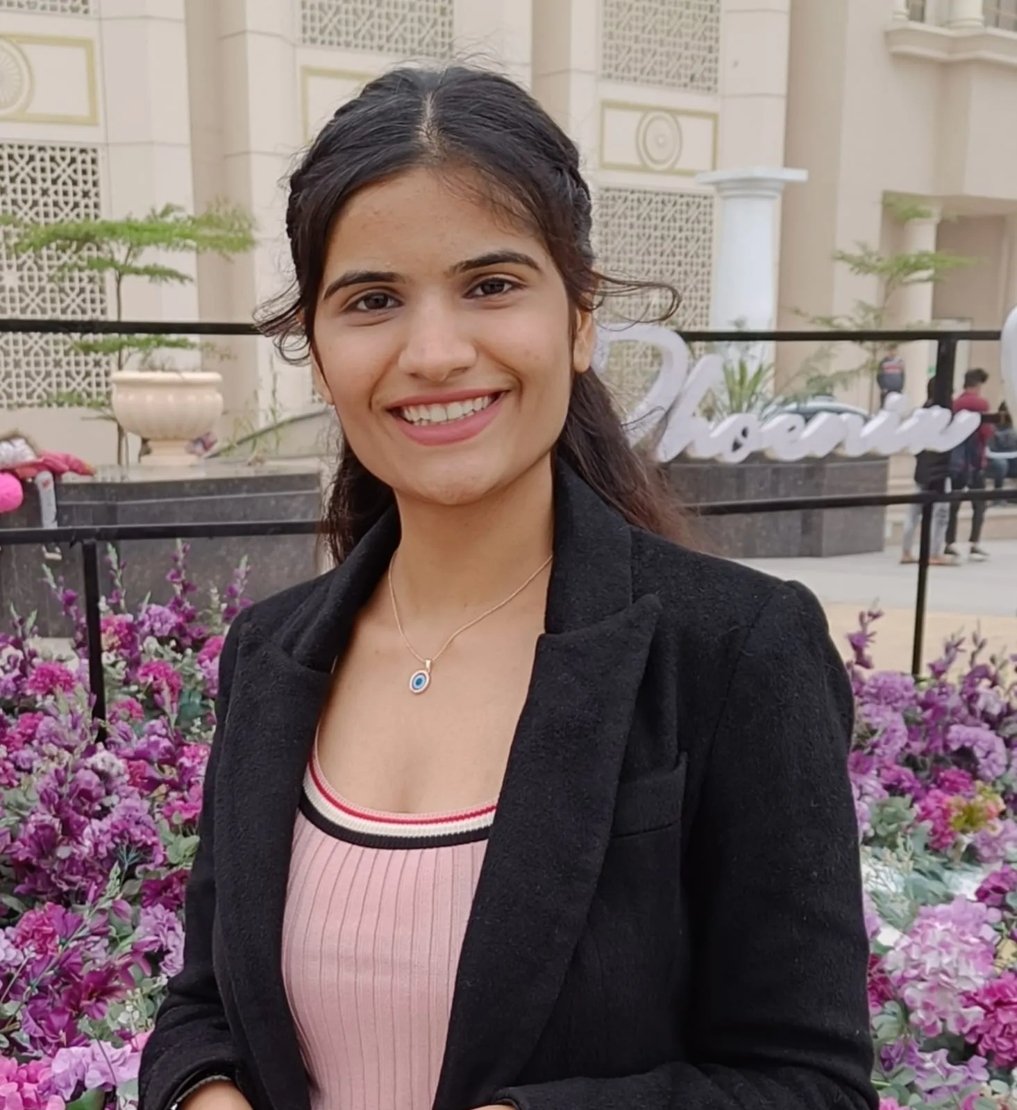 Yanshika Hotwani